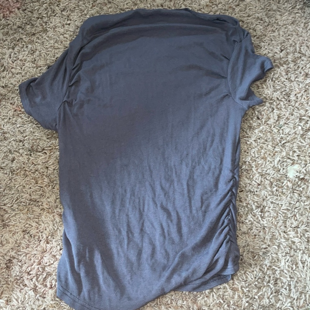 Does not look good on me too big